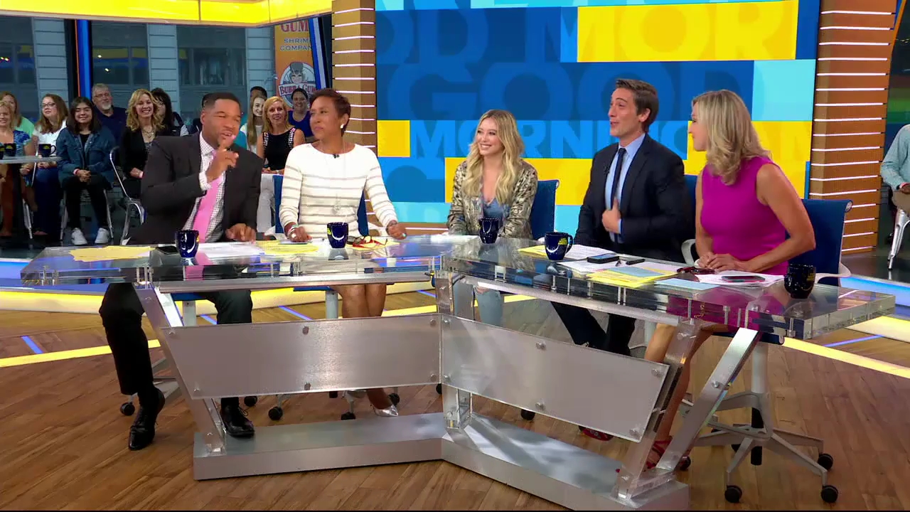 DailyDuff-dot-NL_2017GoodMorningAmerica0299.jpg