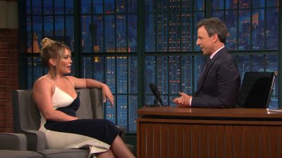 DailyDuff-dot-NL_2017LateNightWithSethMeyers0066.jpg