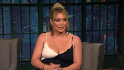 DailyDuff-dot-NL_2017LateNightWithSethMeyers0210.jpg