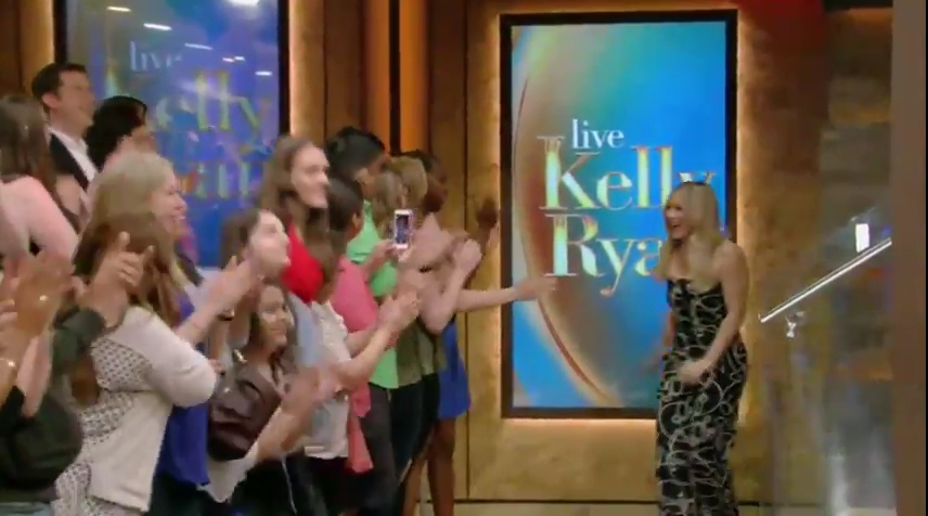 DailyDuff-dot-NL_LiveWithRyandAndKelly-29juni2017-0033.jpg DailyDuff-dot-NL_LiveWithRyandAndKelly-29juni2017-0033.jpg