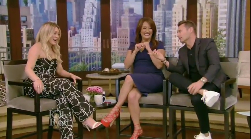 DailyDuff-dot-NL_LiveWithRyandAndKelly-29juni2017-0140.jpg DailyDuff-dot-NL_LiveWithRyandAndKelly-29juni2017-0140.jpg