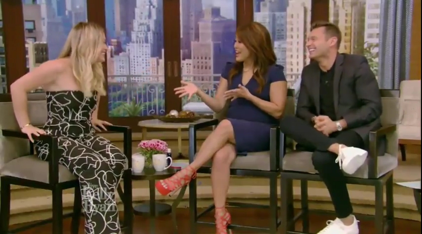 DailyDuff-dot-NL_LiveWithRyandAndKelly-29juni2017-0223.jpg DailyDuff-dot-NL_LiveWithRyandAndKelly-29juni2017-0223.jpg