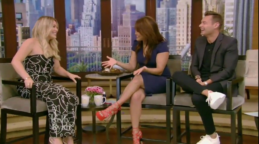 DailyDuff-dot-NL_LiveWithRyandAndKelly-29juni2017-0229.jpg DailyDuff-dot-NL_LiveWithRyandAndKelly-29juni2017-0229.jpg