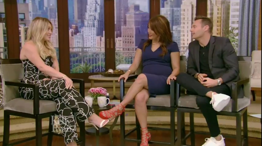 DailyDuff-dot-NL_LiveWithRyandAndKelly-29juni2017-0243.jpg DailyDuff-dot-NL_LiveWithRyandAndKelly-29juni2017-0243.jpg