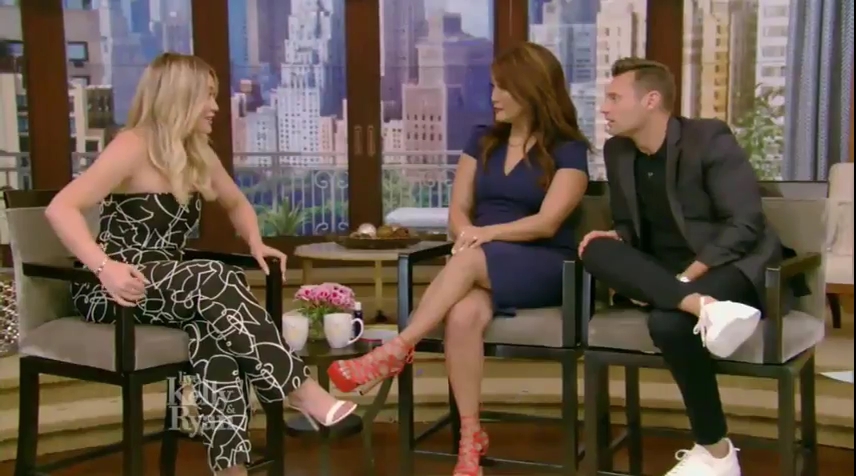 DailyDuff-dot-NL_LiveWithRyandAndKelly-29juni2017-0274.jpg DailyDuff-dot-NL_LiveWithRyandAndKelly-29juni2017-0274.jpg