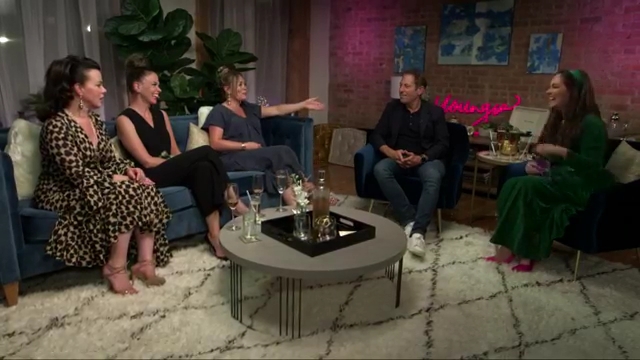 DailyDuff-dot-NL_2018GettingYoungerFacebookLive1640.jpg DailyDuff-dot-NL_2018GettingYoungerFacebookLive1640.jpg