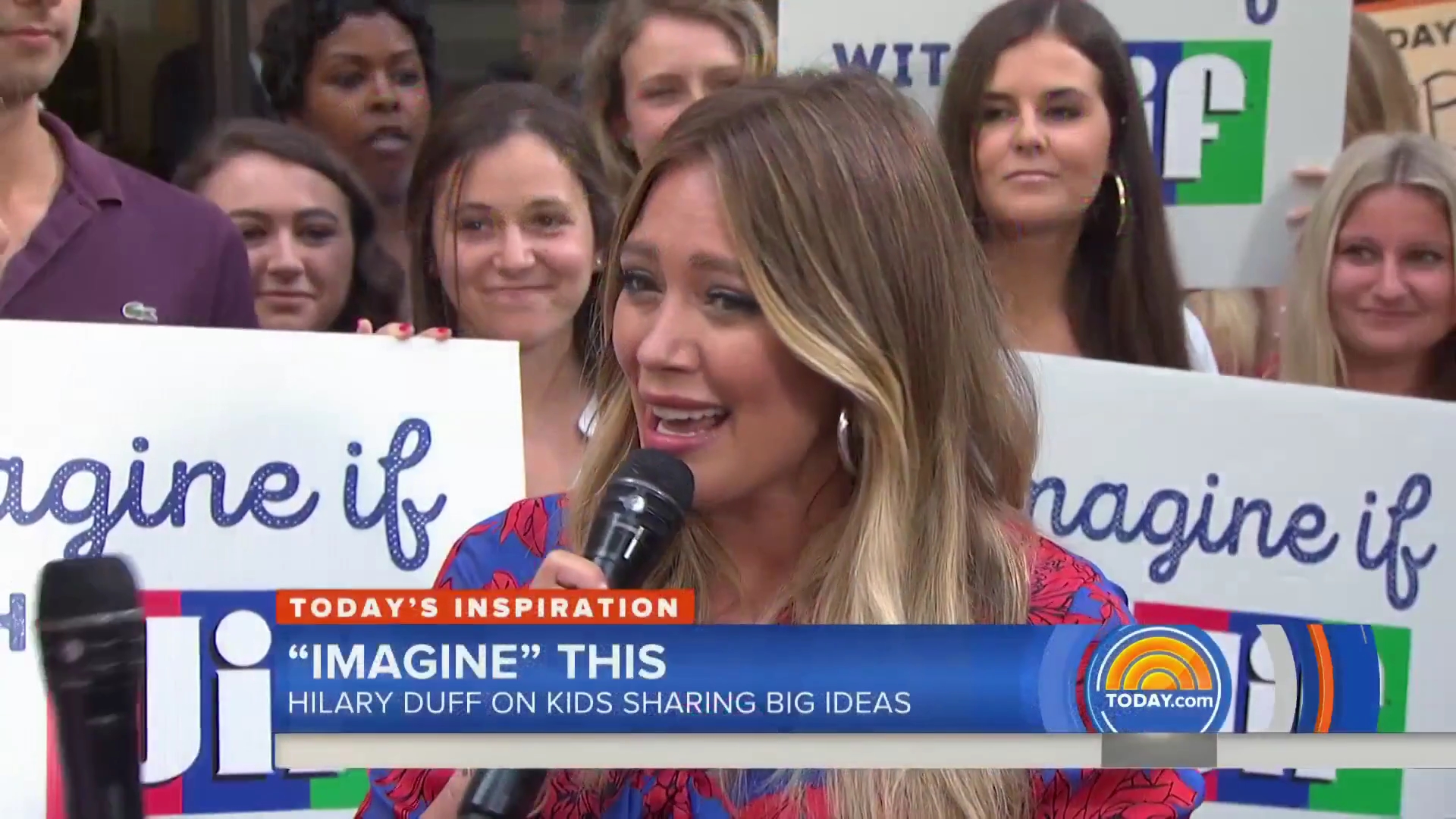 DailyDuff-dot-NL_2018TheTodayShow0044.jpg DailyDuff-dot-NL_2018TheTodayShow0044.jpg