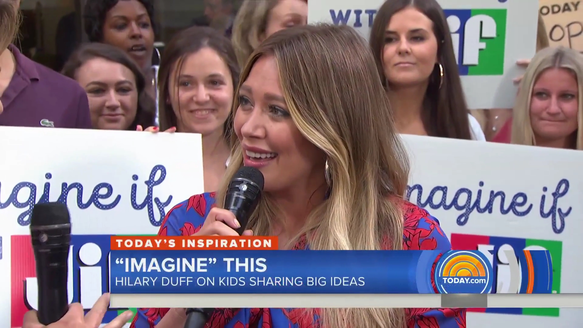 DailyDuff-dot-NL_2018TheTodayShow0045.jpg DailyDuff-dot-NL_2018TheTodayShow0045.jpg