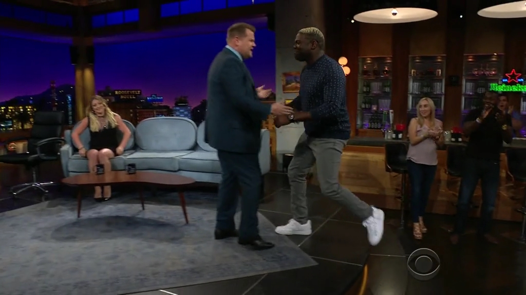 DailyDuff-dot-nl_2018TheLateLateShowWithJamesCorden0748.jpg