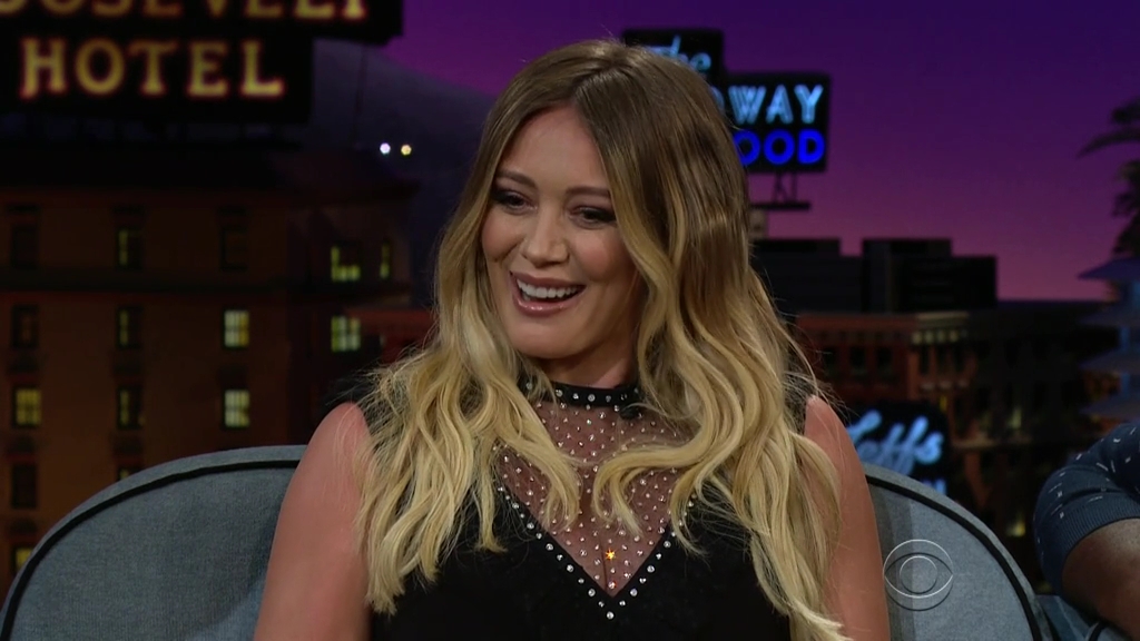 DailyDuff-dot-nl_2018TheLateLateShowWithJamesCorden0830.jpg DailyDuff-dot-nl_2018TheLateLateShowWithJamesCorden0830.jpg