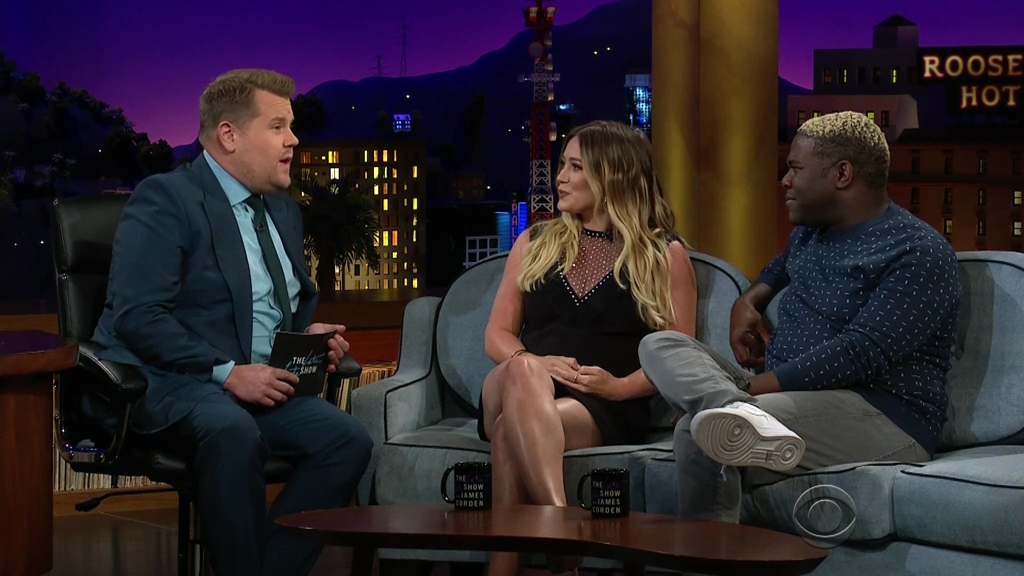 DailyDuff-dot-nl_2018TheLateLateShowWithJamesCorden0889.jpg