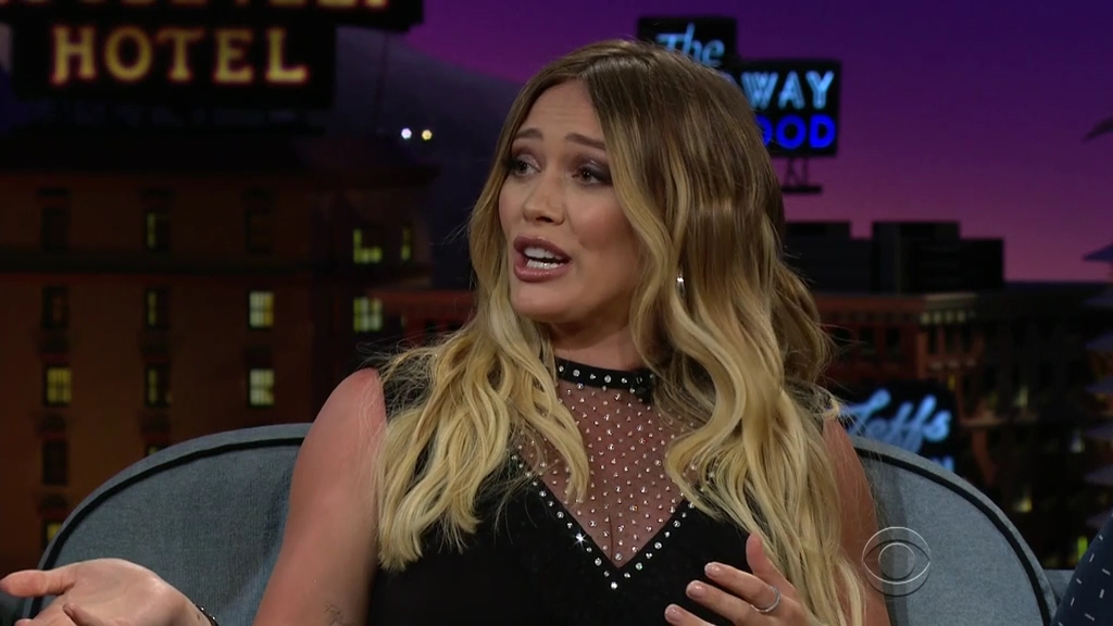 DailyDuff-dot-nl_2018TheLateLateShowWithJamesCorden1097.jpg DailyDuff-dot-nl_2018TheLateLateShowWithJamesCorden1097.jpg