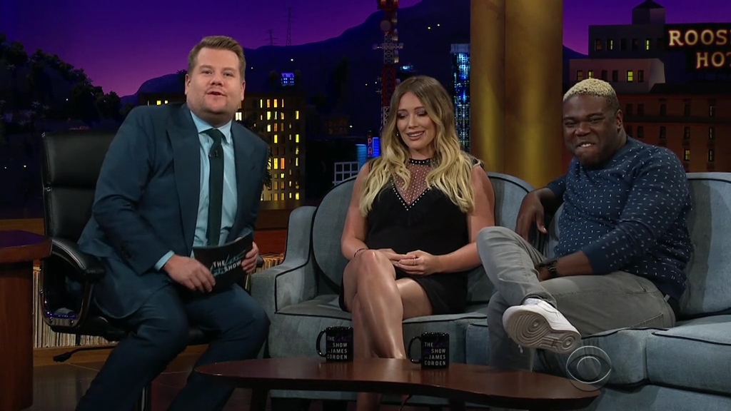 DailyDuff-dot-nl_2018TheLateLateShowWithJamesCorden1112.jpg DailyDuff-dot-nl_2018TheLateLateShowWithJamesCorden1112.jpg