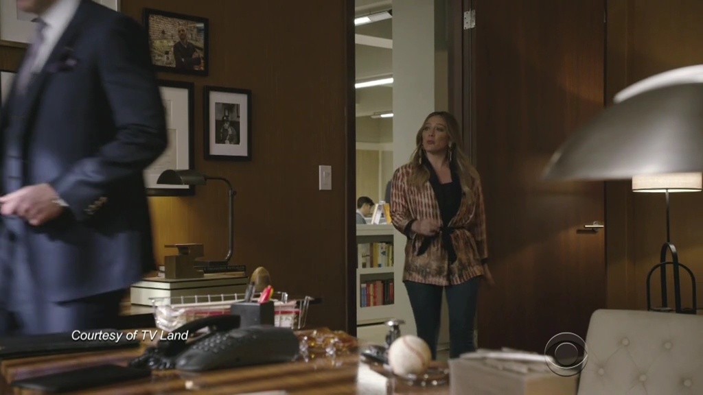 DailyDuff-dot-nl_2018TheLateLateShowWithJamesCorden1116.jpg DailyDuff-dot-nl_2018TheLateLateShowWithJamesCorden1116.jpg