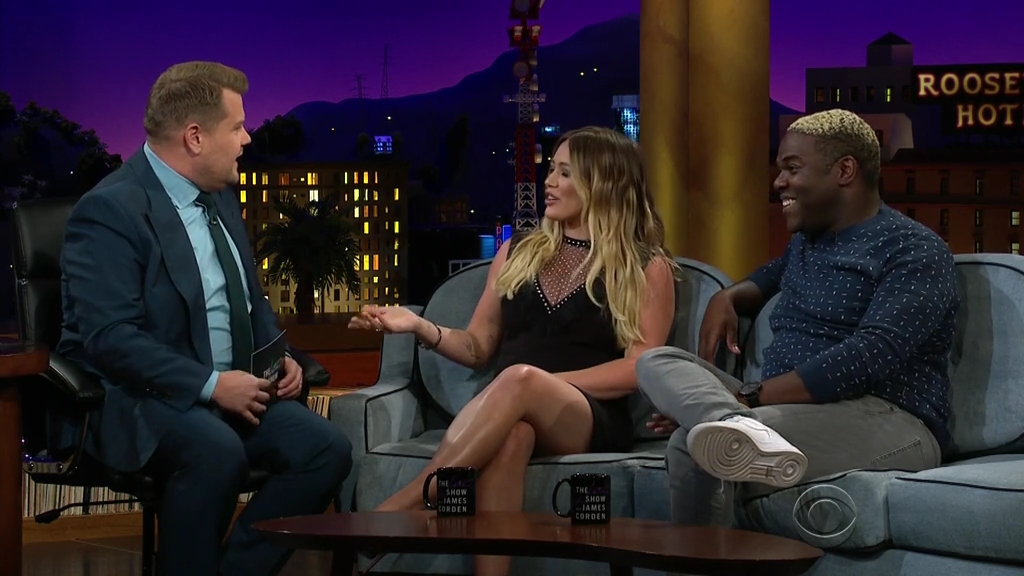DailyDuff-dot-nl_2018TheLateLateShowWithJamesCorden1352.jpg