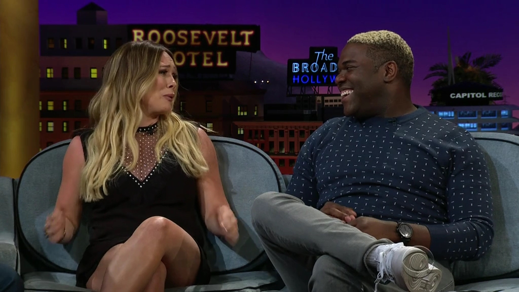 DailyDuff-dot-nl_2018TheLateLateShowWithJamesCorden1459.jpg