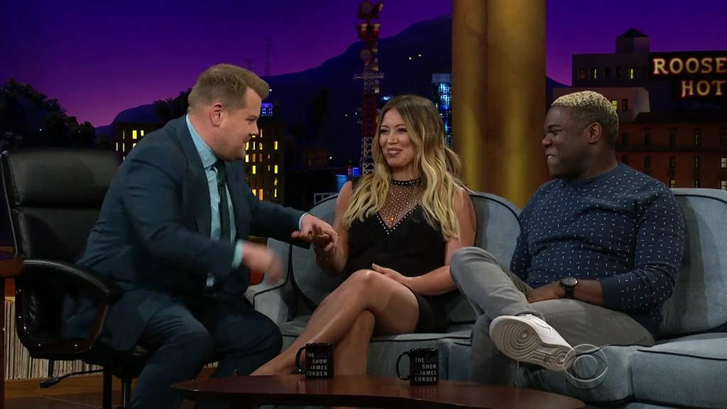 DailyDuff-dot-nl_2018TheLateLateShowWithJamesCorden1645.jpg