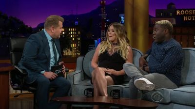 DailyDuff-dot-nl_2018TheLateLateShowWithJamesCorden0854.jpg