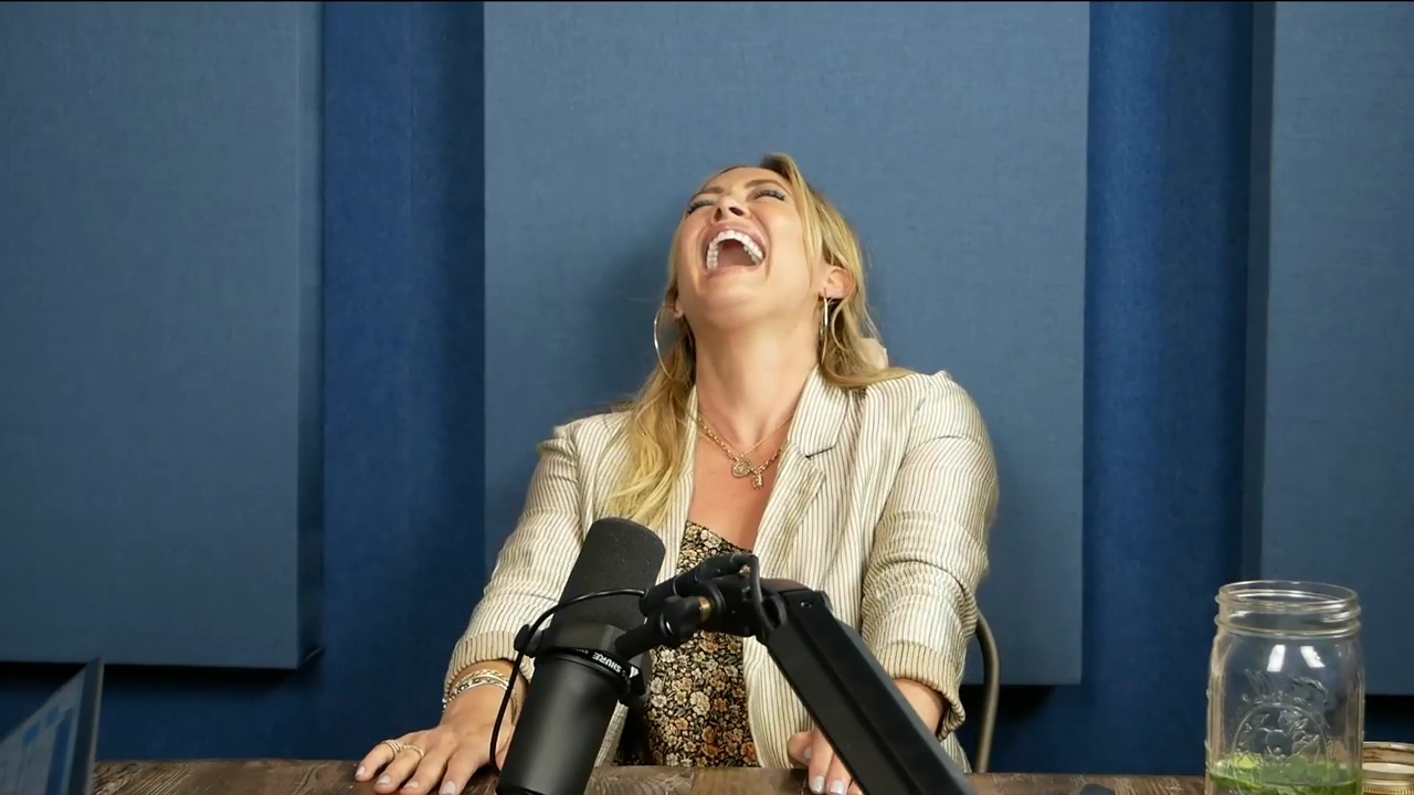 DailyDuff-dot-nl_2020GoodForYouPodcast2004.jpg DailyDuff-dot-nl_2020GoodForYouPodcast2004.jpg