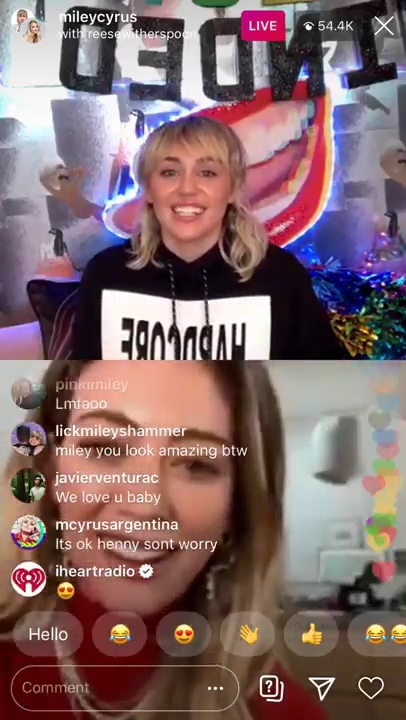 DailyDuff-dot-nl_2020InstagramLiveWithMiley0295.jpg