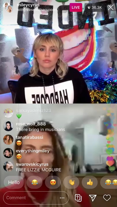 DailyDuff-dot-nl_2020InstagramLiveWithMiley0426.jpg