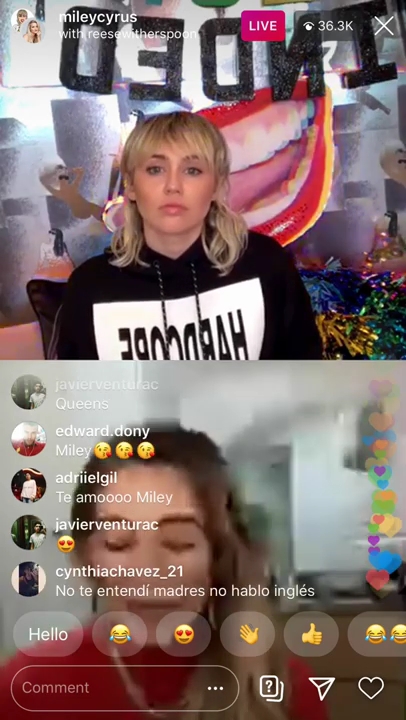 DailyDuff-dot-nl_2020InstagramLiveWithMiley0435.jpg