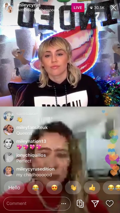 DailyDuff-dot-nl_2020InstagramLiveWithMiley0481.jpg