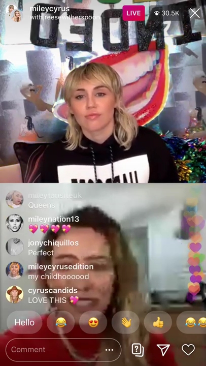 DailyDuff-dot-nl_2020InstagramLiveWithMiley0482.jpg