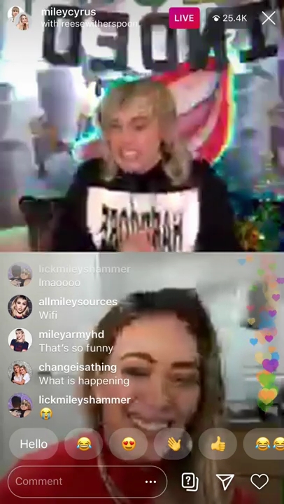 DailyDuff-dot-nl_2020InstagramLiveWithMiley0521.jpg