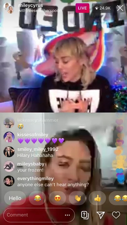 DailyDuff-dot-nl_2020InstagramLiveWithMiley0528.jpg
