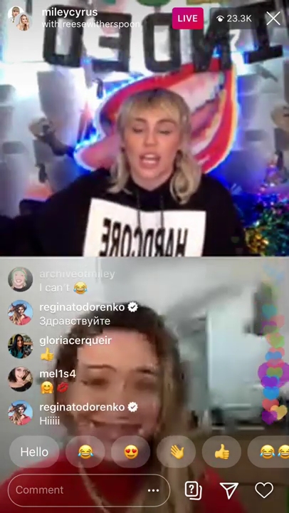 DailyDuff-dot-nl_2020InstagramLiveWithMiley0569.jpg