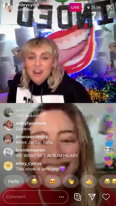 DailyDuff-dot-nl_2020InstagramLiveWithMiley0712.jpg