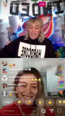 DailyDuff-dot-nl_2020InstagramLiveWithMiley0574.jpg