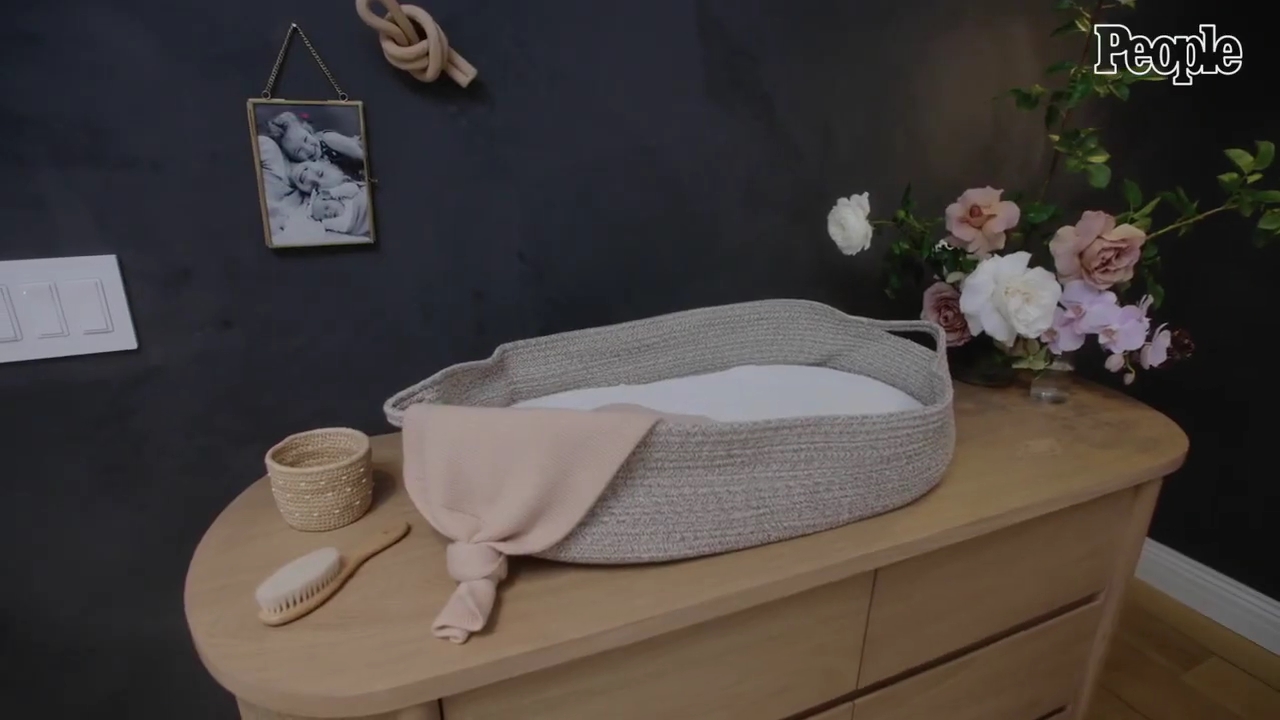 DailyDuff-dot-nl_2021PeopleMagazine-TouringMaesNursery0103.jpg