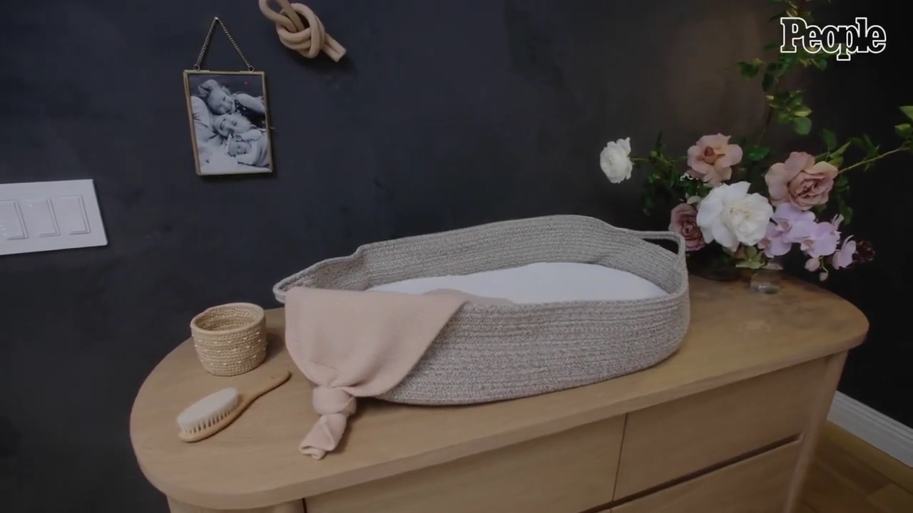 DailyDuff-dot-nl_2021PeopleMagazine-TouringMaesNursery0104.jpg