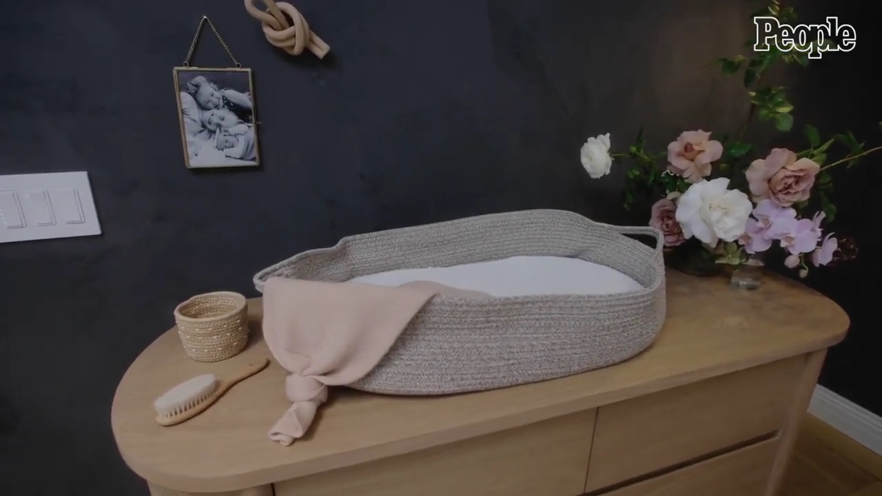 DailyDuff-dot-nl_2021PeopleMagazine-TouringMaesNursery0105.jpg