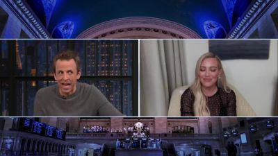 DailyDuff-dot-nl_2022LateNightWithSethMeyers0323.jpg