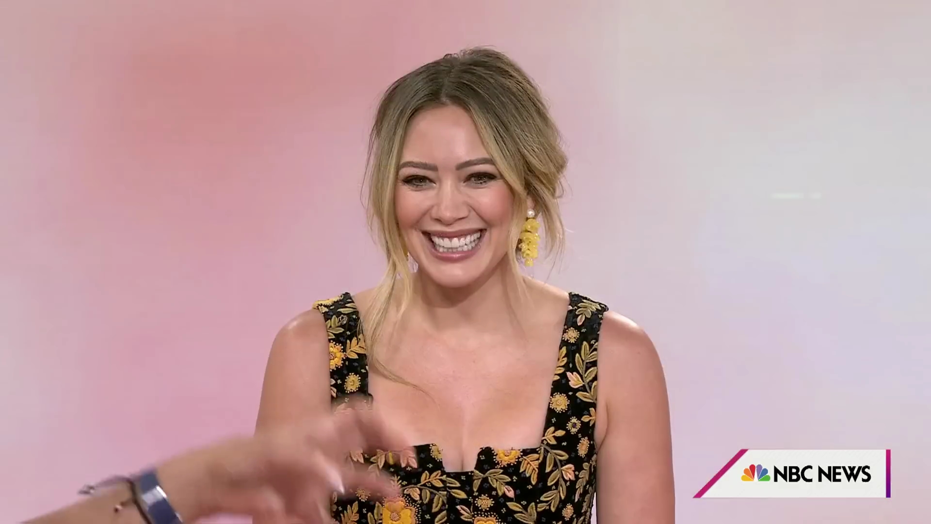 DailyDuff-dot-nl_2023TheTodayShow0016.jpg DailyDuff-dot-nl_2023TheTodayShow0016.jpg