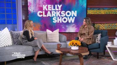 DailyDuff-dot-nl_2022TheKellyClarksonShow0290.jpg