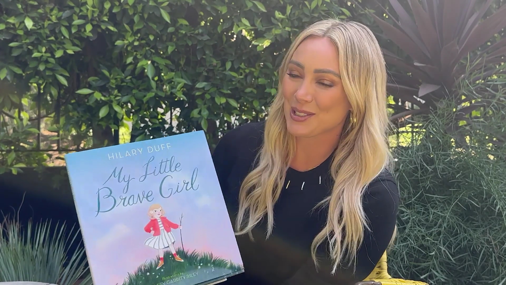 DailyDuff-dot-nl_2023BrightlyStorytime0007.jpg DailyDuff-dot-nl_2023BrightlyStorytime0007.jpg