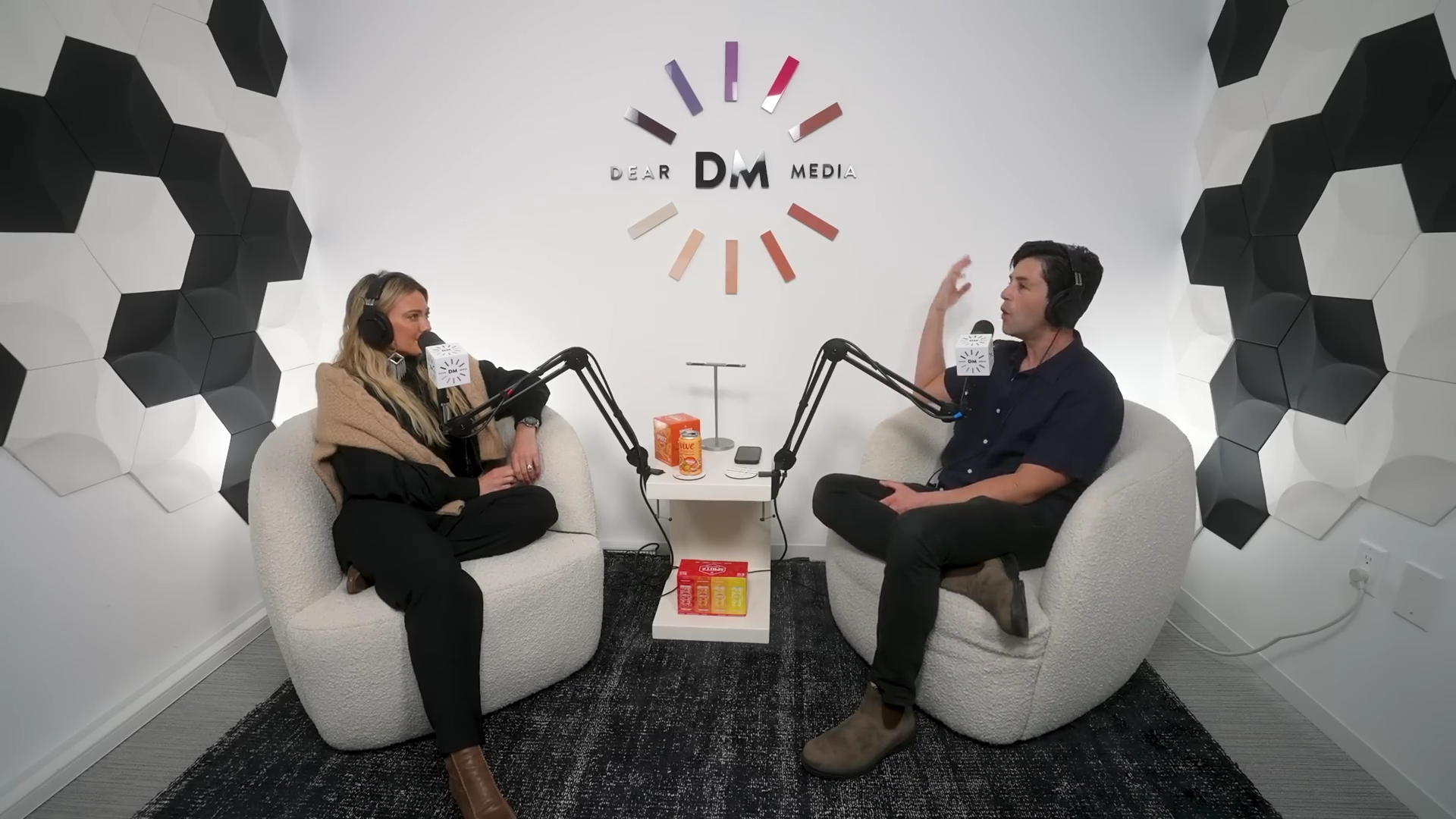 DailyDuff-dot-nl_2023GoodGuysPodcast0456.jpg DailyDuff-dot-nl_2023GoodGuysPodcast0456.jpg