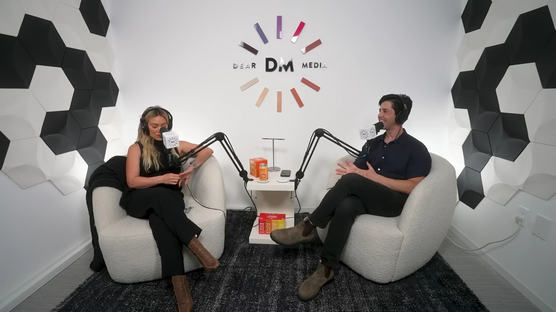 DailyDuff-dot-nl_2023GoodGuysPodcast1593.jpg DailyDuff-dot-nl_2023GoodGuysPodcast1593.jpg