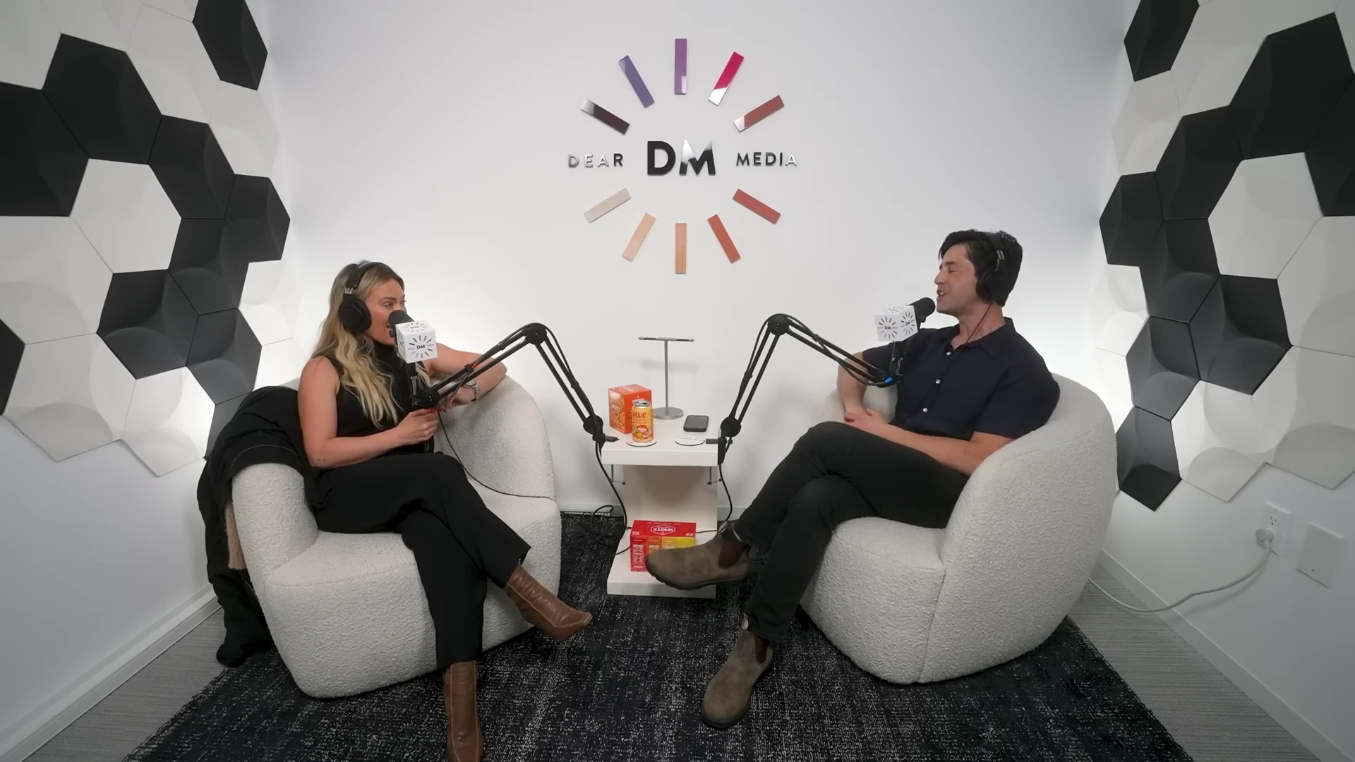 DailyDuff-dot-nl_2023GoodGuysPodcast1700.jpg DailyDuff-dot-nl_2023GoodGuysPodcast1700.jpg