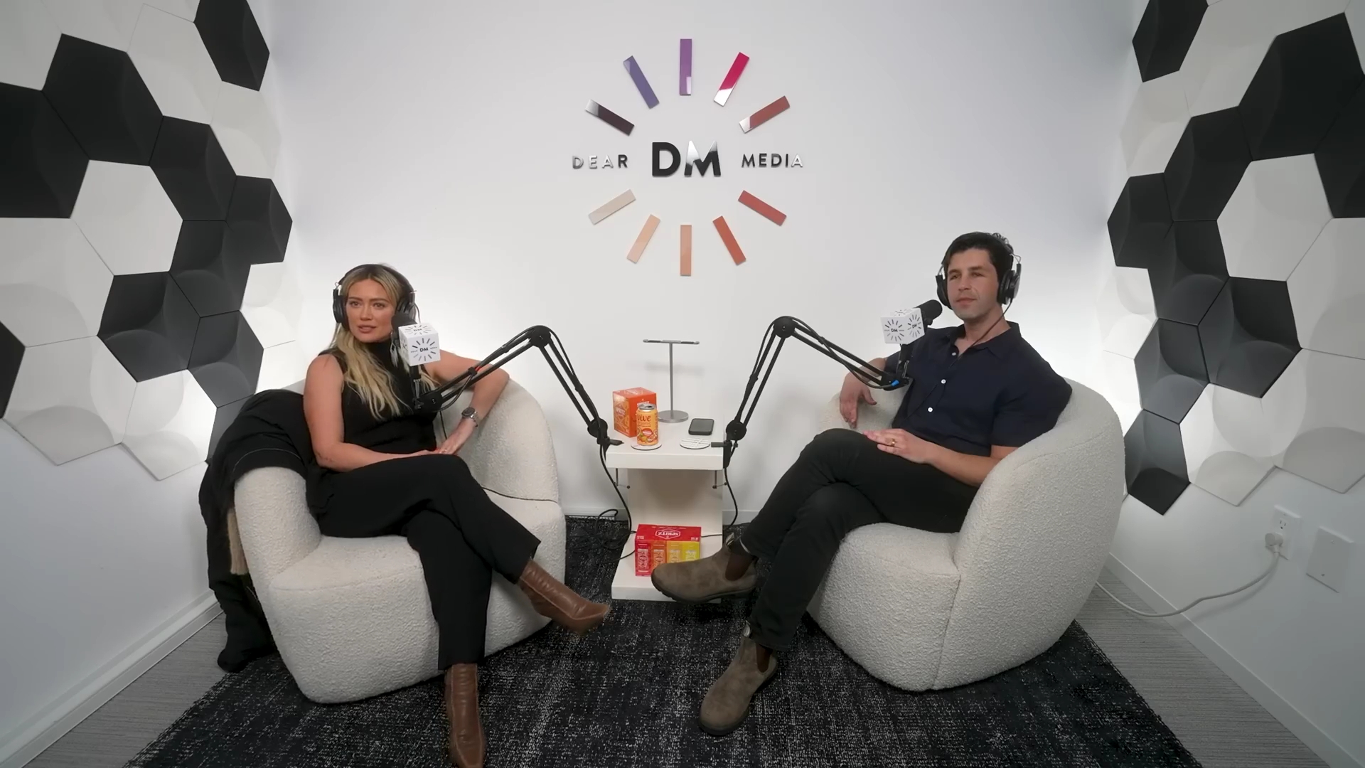 DailyDuff-dot-nl_2023GoodGuysPodcast1744.jpg DailyDuff-dot-nl_2023GoodGuysPodcast1744.jpg