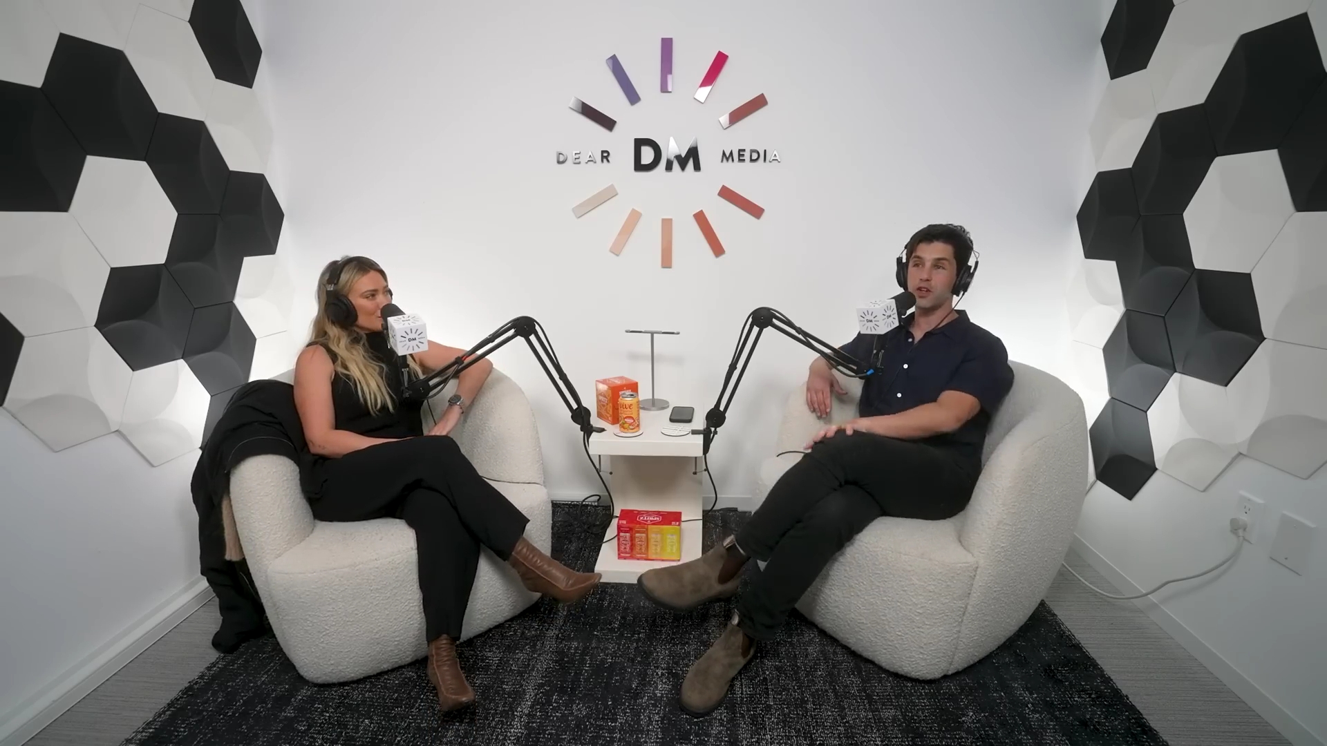 DailyDuff-dot-nl_2023GoodGuysPodcast1745.jpg DailyDuff-dot-nl_2023GoodGuysPodcast1745.jpg