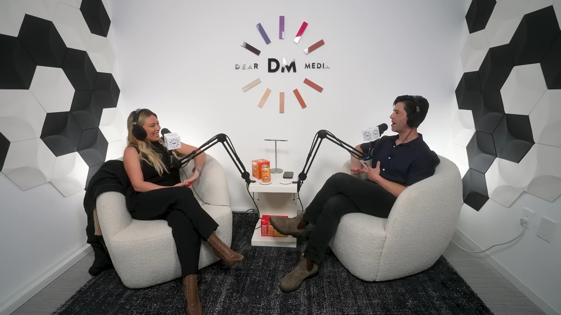 DailyDuff-dot-nl_2023GoodGuysPodcast1973.jpg DailyDuff-dot-nl_2023GoodGuysPodcast1973.jpg