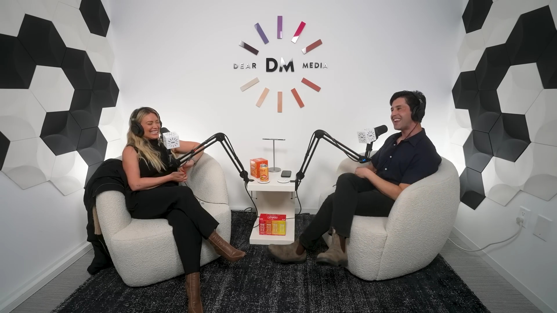 DailyDuff-dot-nl_2023GoodGuysPodcast2110.jpg DailyDuff-dot-nl_2023GoodGuysPodcast2110.jpg