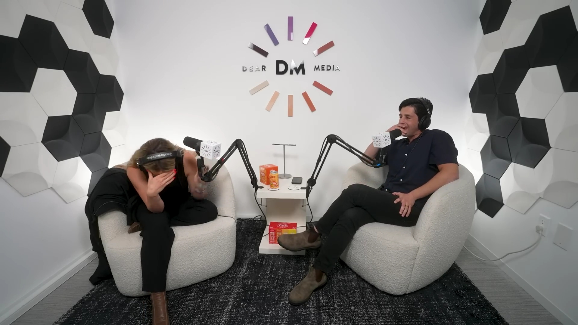 DailyDuff-dot-nl_2023GoodGuysPodcast2263.jpg DailyDuff-dot-nl_2023GoodGuysPodcast2263.jpg