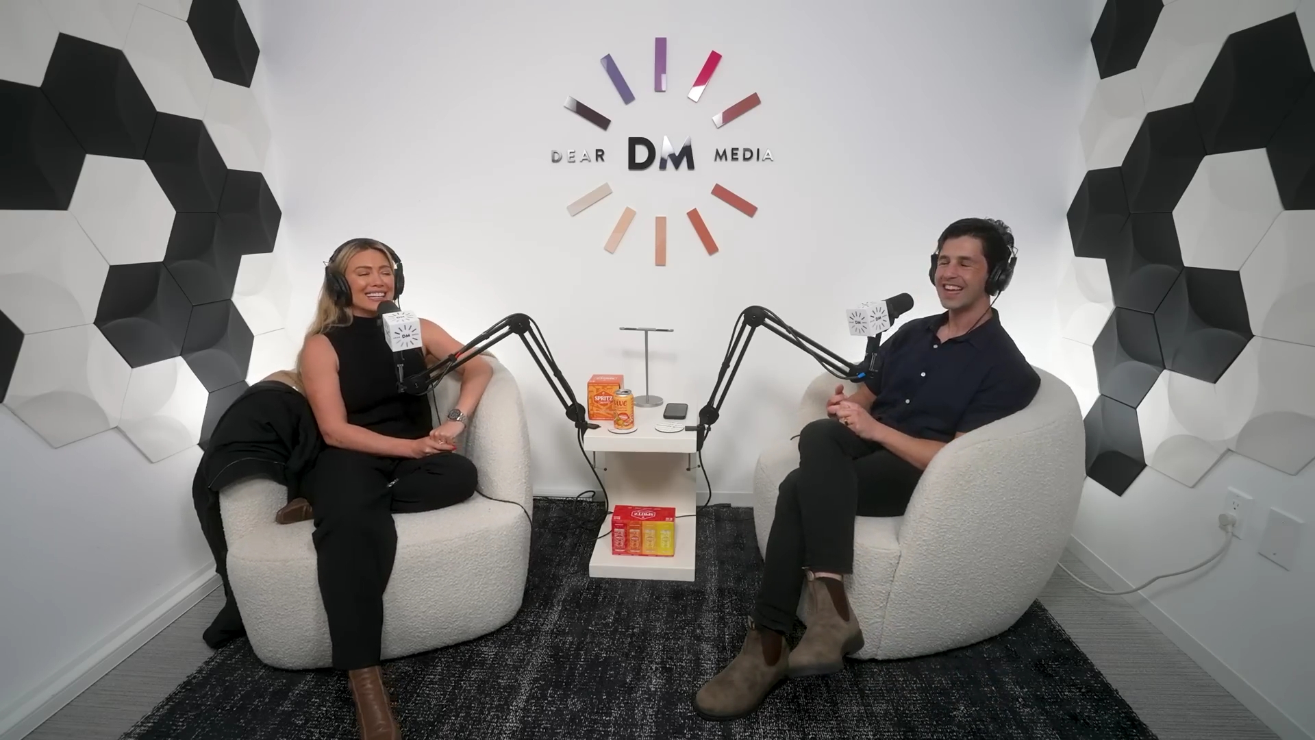 DailyDuff-dot-nl_2023GoodGuysPodcast2537.jpg DailyDuff-dot-nl_2023GoodGuysPodcast2537.jpg