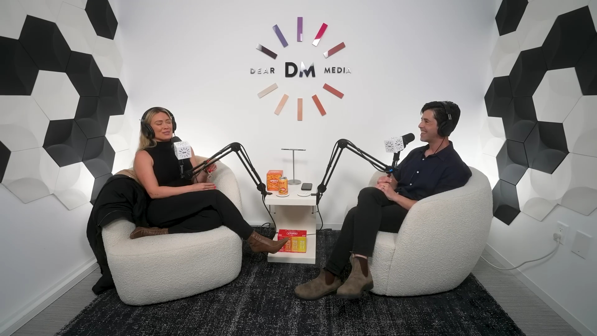 DailyDuff-dot-nl_2023GoodGuysPodcast2628.jpg DailyDuff-dot-nl_2023GoodGuysPodcast2628.jpg